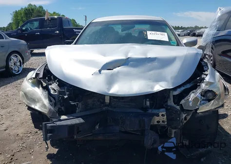 2015 Nissan Altima 2.5 S z USA, uszkodzony, nr VIN 1N4AL3AP7FC581552